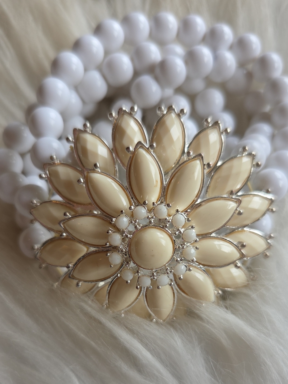 Cream Flower Statement Bracelet - Women Jewelry Stretchy